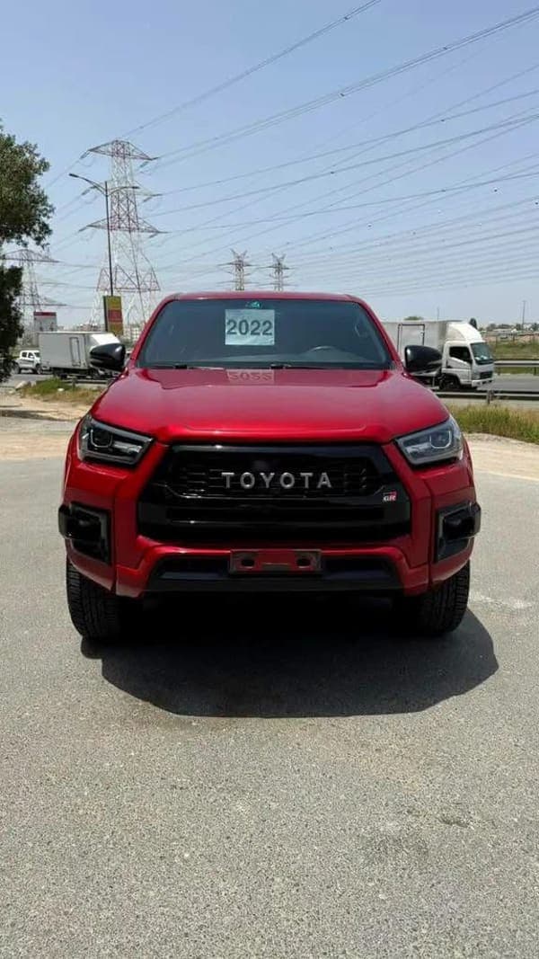 TOYOTA HILUX GR - Image 2