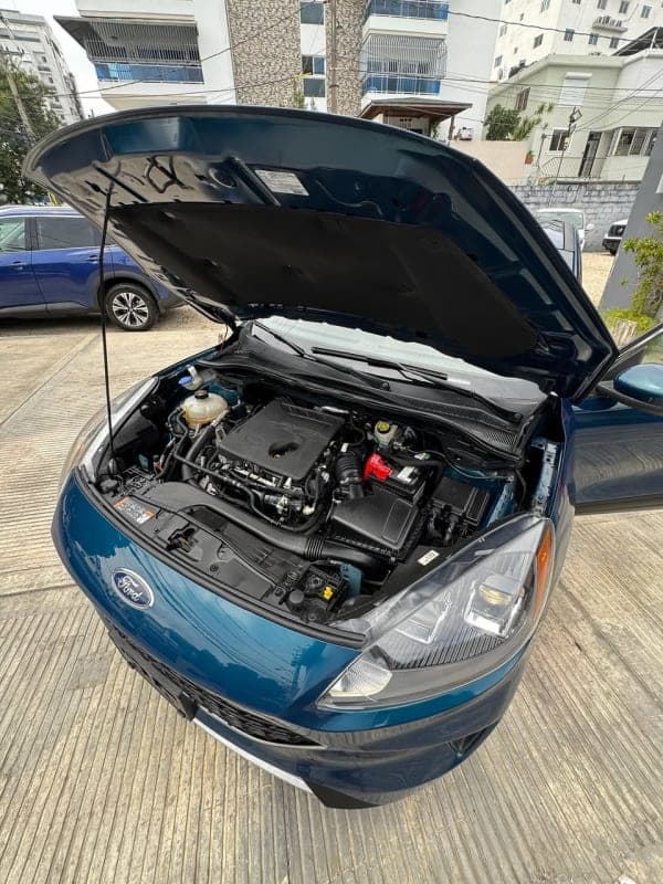 FORD ESCAPE SE 2020 - Image 6