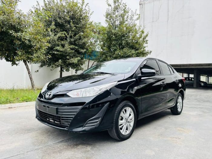 TOYOTA YARIS 2021